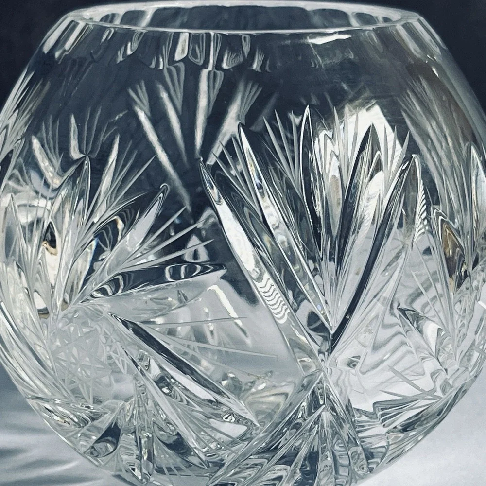 Vintage Mikasa 24% Lead Crystal Round Rose Bowl Vase Pinwheel Starburst Etched